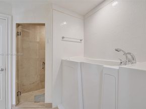 16135 Emerald Estates Dr 166, Weston FL 33331