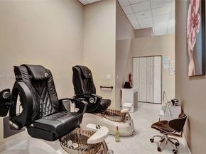 16135 Emerald Estates Dr 166, Weston FL 33331