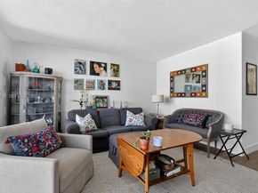 911 E Ponce De Leon Blvd 1504, Coral Gables FL 33134