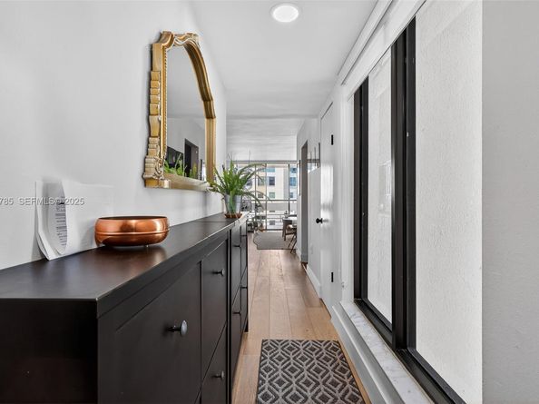 911 E Ponce De Leon Blvd 1504, Coral Gables FL 33134