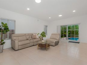 16132 SW 147th Ln, Miami FL 33196