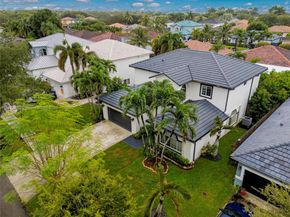 16132 SW 147th Ln, Miami FL 33196