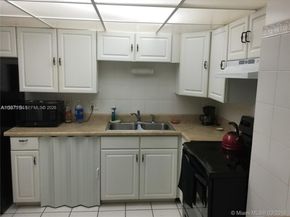 2821 N Miami Beach Blvd 4M, North Miami Beach FL 33160