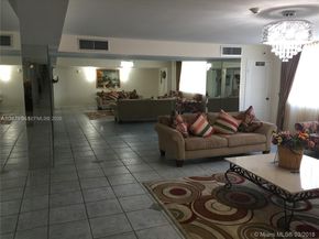 2821 N Miami Beach Blvd 4M, North Miami Beach FL 33160