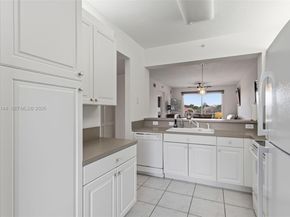 7765 Yardley Dr 313, Tamarac FL 33321