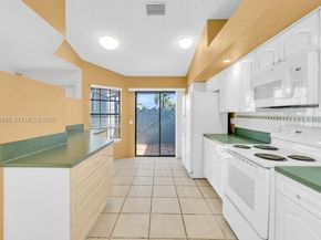 8209 Waterford Ave, Tamarac FL 33321