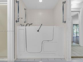 8209 Waterford Ave, Tamarac FL 33321