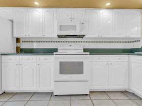 8209 Waterford Ave, Tamarac FL 33321