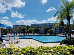 10332 Sunrise Lakes Blvd 103, Sunrise FL 33322