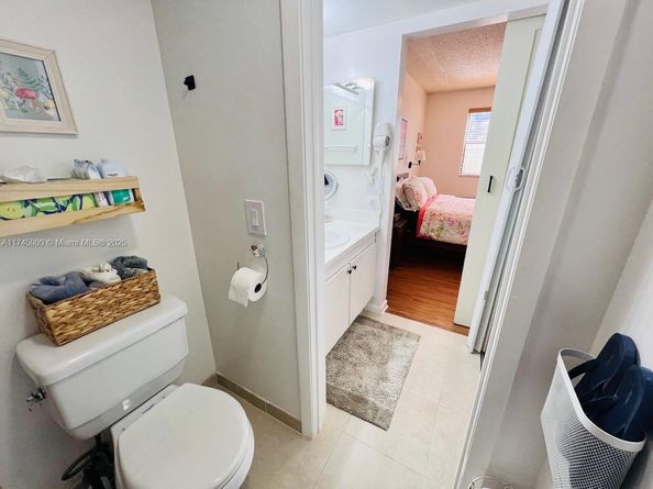 10332 Sunrise Lakes Blvd 103, Sunrise FL 33322