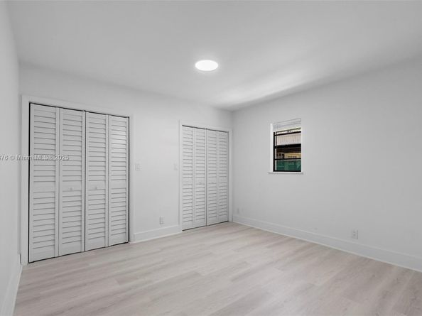 2475 NE 137th St, North Miami Beach FL 33181