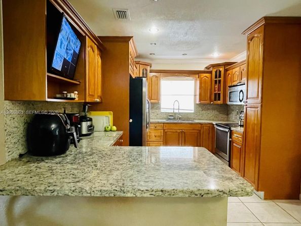 12015 SW 188 St, Miami FL 33177