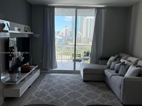 275 NE 18th St 1405, Miami FL 33132