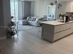 275 NE 18th St 1405, Miami FL 33132