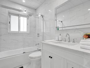 5230 NE 20th Ave, Fort Lauderdale FL 33308