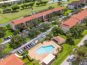 1101 SW 128th Ter 204C, Pembroke Pines FL 33027