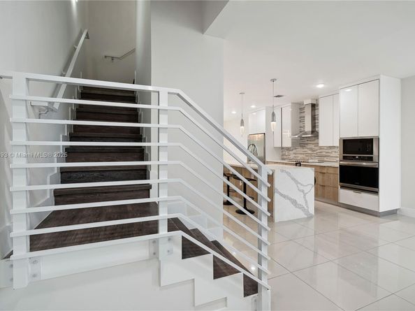 1020 NE 17th Terrace 1020, Fort Lauderdale FL 33304