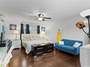 4515 Jackson St, Hollywood FL 33021