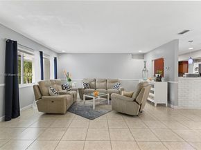 4515 Jackson St, Hollywood FL 33021