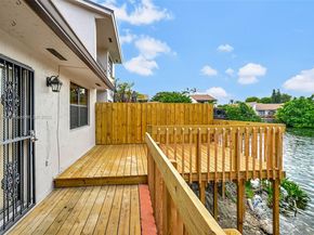 12213 SW 24th Ter 19, Miami FL 33175