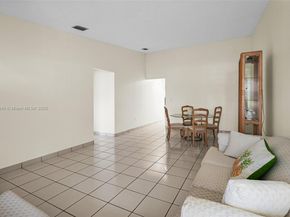 12213 SW 24th Ter 19, Miami FL 33175