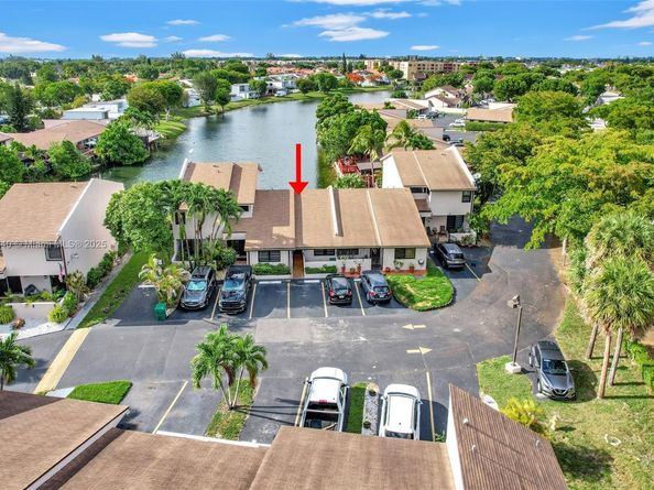 12213 SW 24th Ter 19, Miami FL 33175