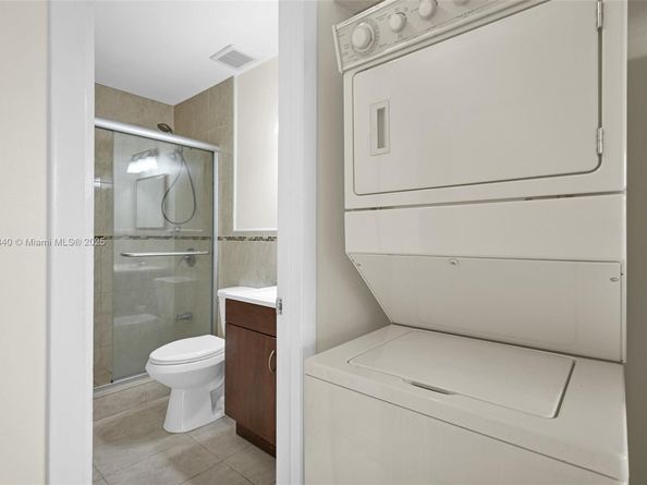12213 SW 24th Ter 19, Miami FL 33175