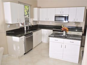 6777 NW 44th Ct, Coral Springs FL 33067
