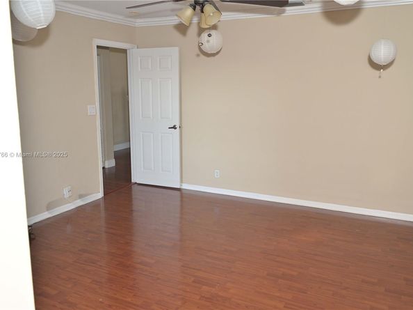 6777 NW 44th Ct, Coral Springs FL 33067