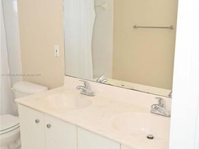 6777 NW 44th Ct, Coral Springs FL 33067