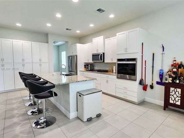 4625 Citrus Blossom Ct, Westlake FL 33470