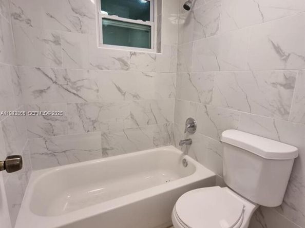 665 NE 83rd Ter 112, Miami FL 33138