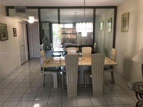 1101 Colony Point Cir 206, Pembroke Pines FL 33026