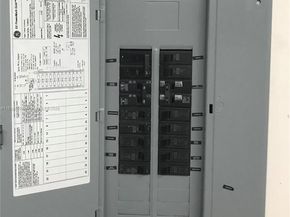 1101 Colony Point Cir 206, Pembroke Pines FL 33026