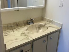 1101 Colony Point Cir 206, Pembroke Pines FL 33026