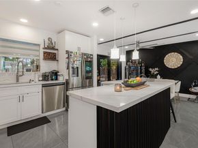 200 SW 69th Ter, Pembroke Pines FL 33023