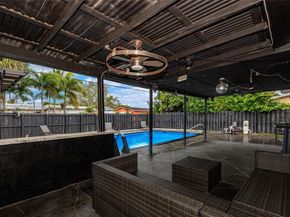 200 SW 69th Ter, Pembroke Pines FL 33023