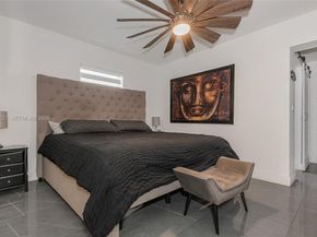 200 SW 69th Ter, Pembroke Pines FL 33023