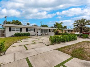 200 SW 69th Ter, Pembroke Pines FL 33023