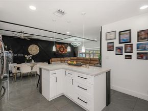 200 SW 69th Ter, Pembroke Pines FL 33023