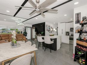 200 SW 69th Ter, Pembroke Pines FL 33023