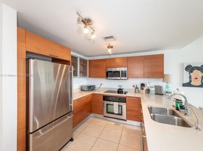 3250 NE 1st Ave 905, Miami FL 33137