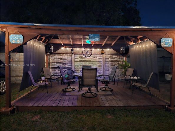 1020 SW 33rd Ave, Miami FL 33135