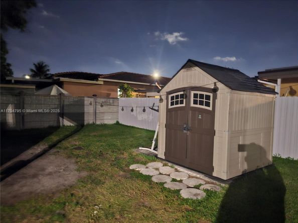 1020 SW 33rd Ave, Miami FL 33135