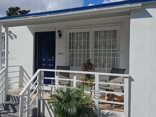1020 SW 33rd Ave, Miami FL 33135