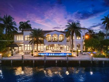 821 Solar Isle Dr