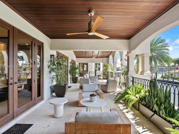 821 Solar Isle Dr, Fort Lauderdale FL 33301