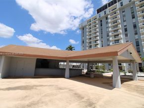 13499 Biscayne Blvd 404, North Miami FL 33181