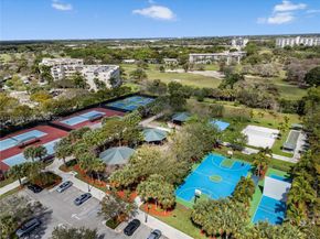 4015 W Palm Aire Dr 307, Pompano Beach FL 33069