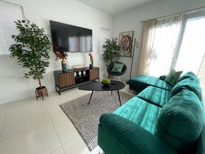 302 NW 11th Ct, Florida City FL 33034